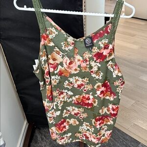 Bobeau Floral Camisole in Green and Red